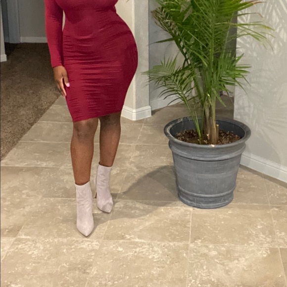 Goddess Swag Bodycon dress - Picture 3 of 3